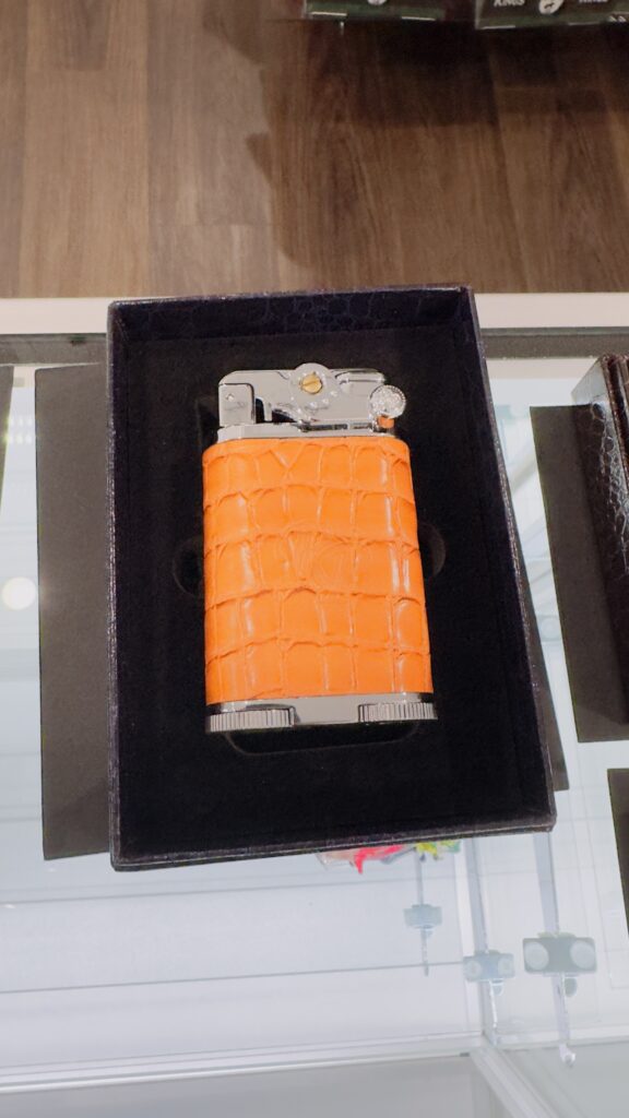 FCA43A45 A2CC 41E0 B8E1 3D4BAA5F63CB 1 201 a