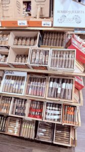 JM Cigars - Padron, Ashton, Arturo Fuentes, Oliva, Liga Privada