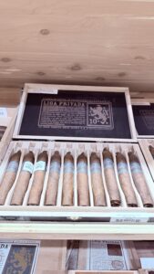 JM Cigars - Padron, Ashton, Arturo Fuentes, Oliva, Liga Privada